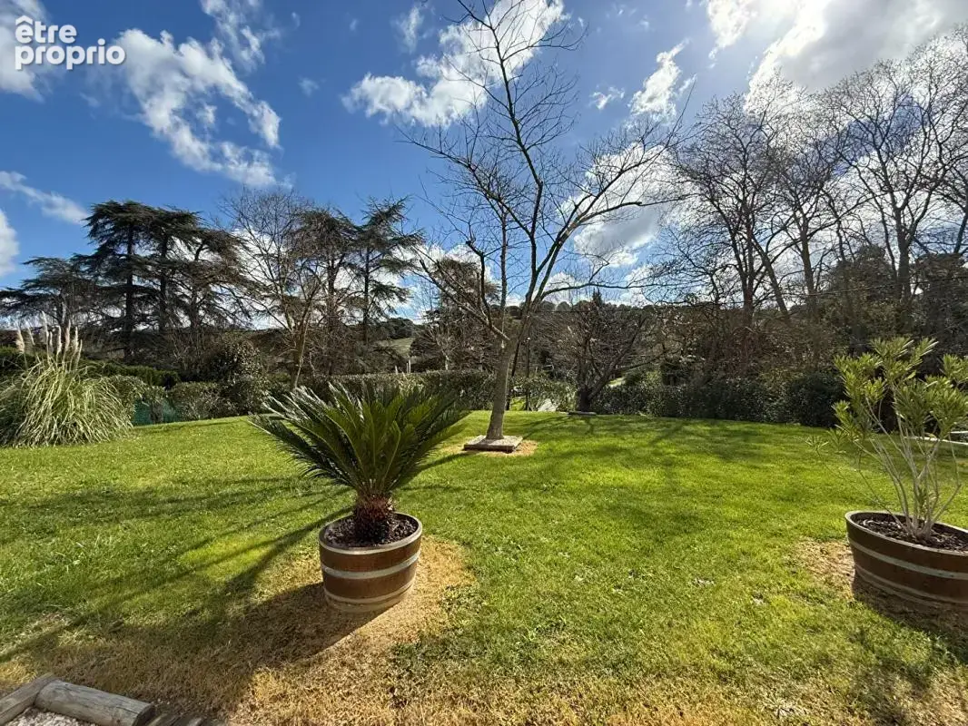 Maison 141 m² avec véranda chauffée piscine studio indépendant et grand terrain sans vis à vis secteur calme - photo 16