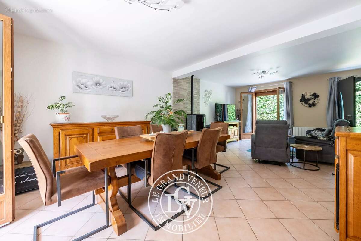 Proche barbizon- maison familiale  - 4 chambres - carport double - terrasse - jardin - photo 10