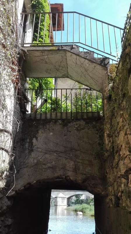 Maison à ARGENTON-SUR-CREUSE