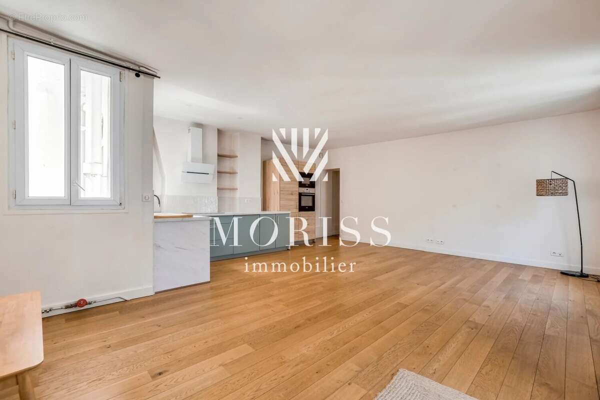 Appartement à PARIS-9E