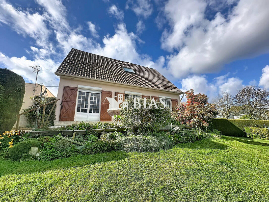 Vue jardin - Maison à BARENTIN