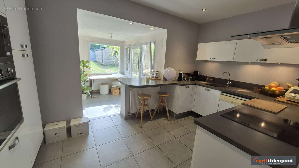 Maison 95 m² à Abbeville  - photo 2