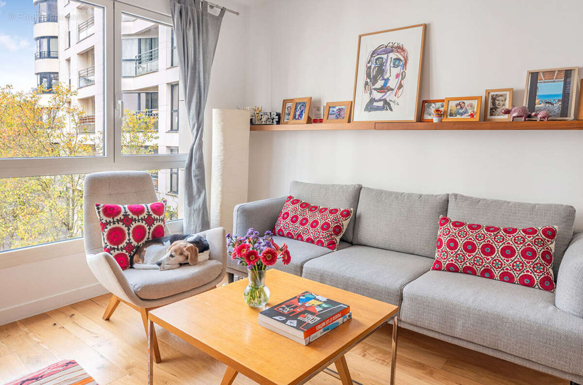 Appartement à PARIS-15E