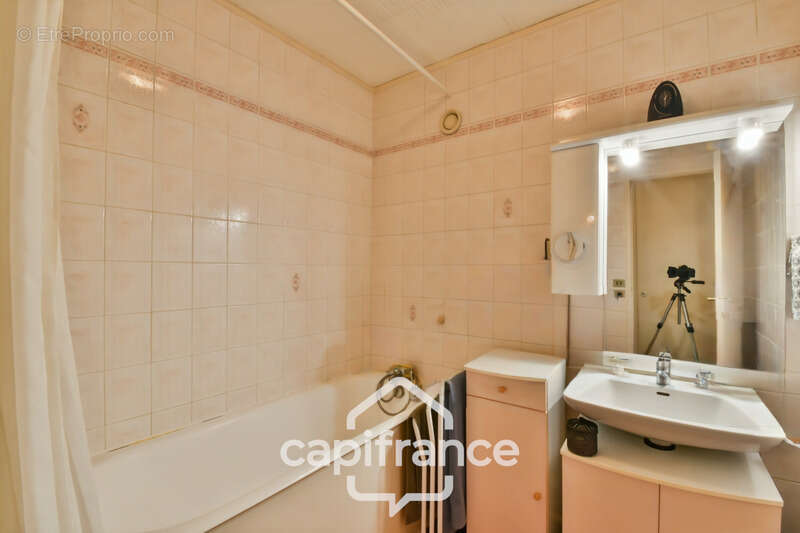 Appartement lumineux avec vue dégagée – Résidence sécurisée avec gardien - photo 11