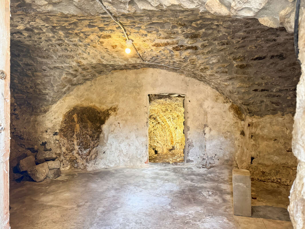 Maison à ANTRAIGUES-SUR-VOLANE