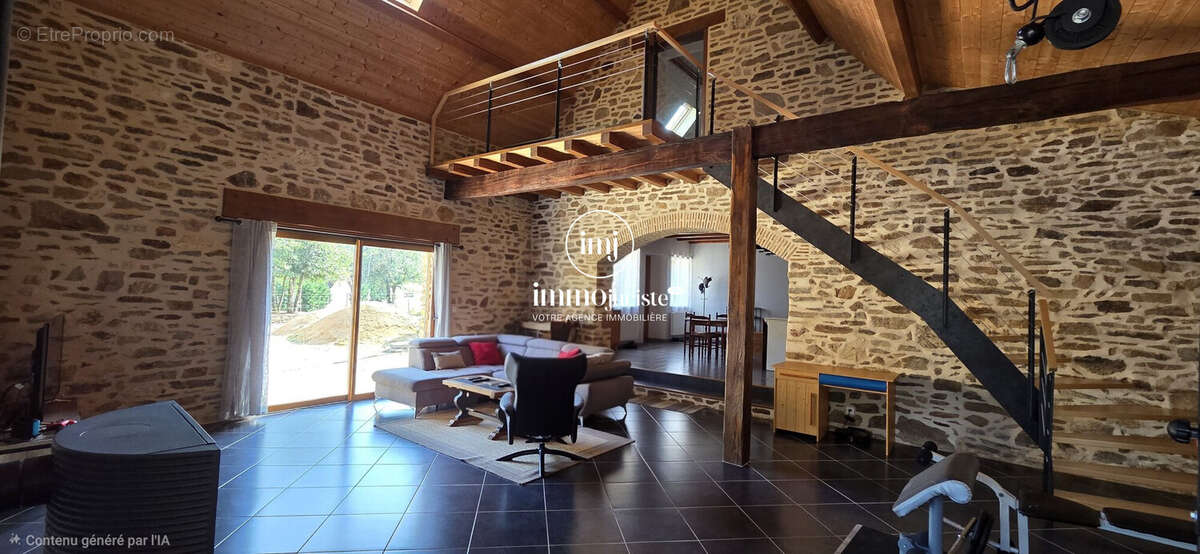 Maison 190 m² à La Coquille  - photo 6