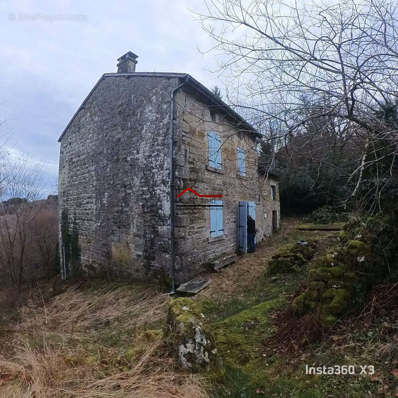 Maison à SAINT-PARDOUX-MORTEROLLES