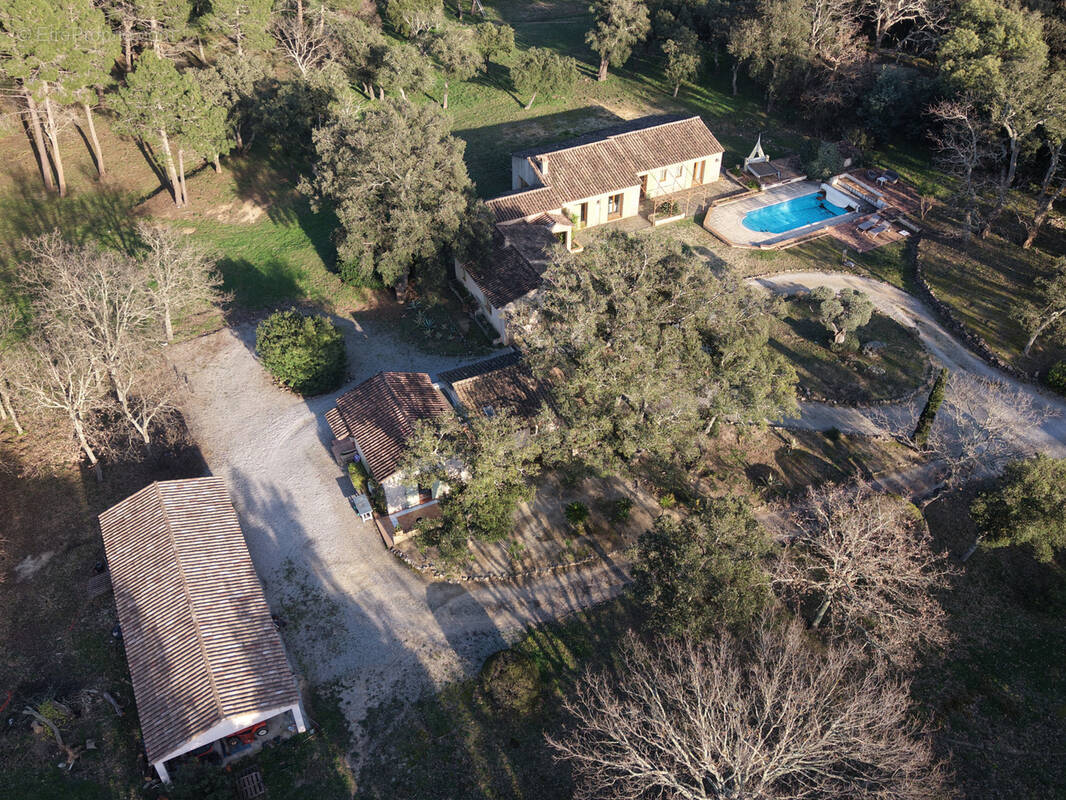 Maison à PLAN-DE-LA-TOUR