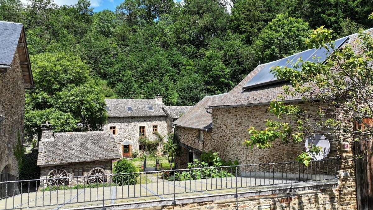 Appartement à ARVIEU