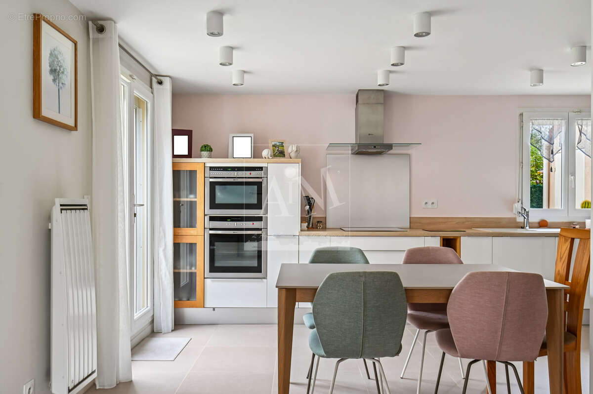 Maison à NANTERRE