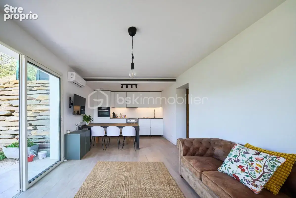 Ste Anne du Castellet - Découvrez cette Maison de type T3 - photo 10