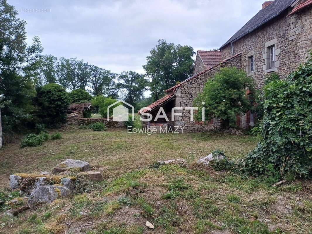 Photo 5 - Maison à LE CHAUCHET