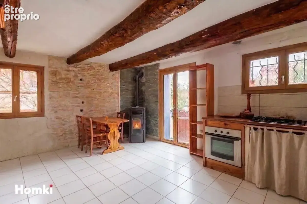 Maison à VILLES-SUR-AUZON