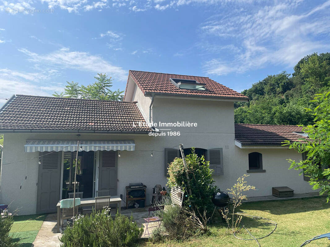 Maison à RILLIEUX-LA-PAPE