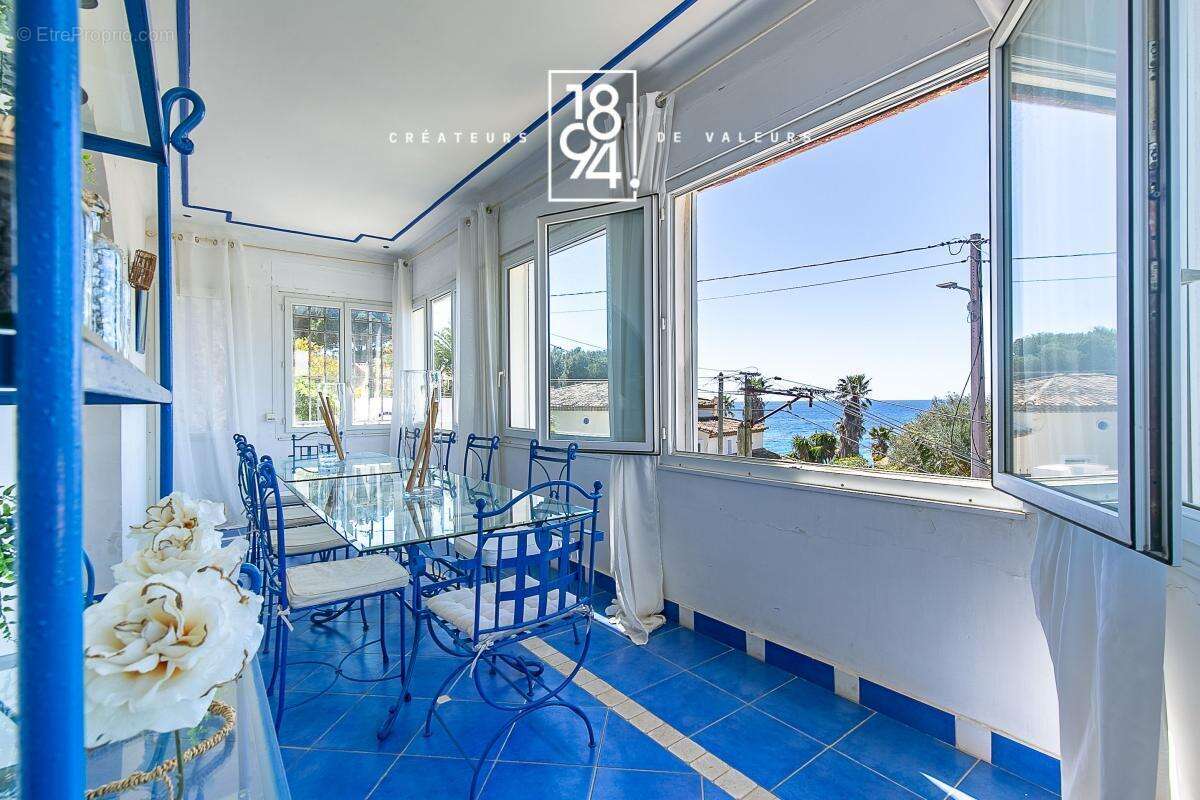 Maison à CARRY-LE-ROUET