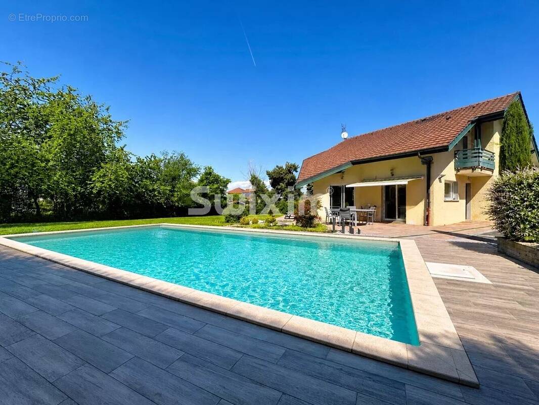 Maison à ALLINGES