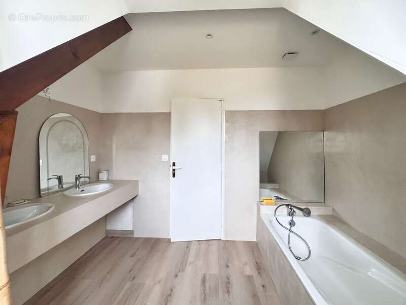 Maison à MURS-ERIGNE