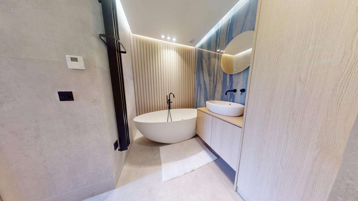 Maison à SAINT-MAUR-DES-FOSSES