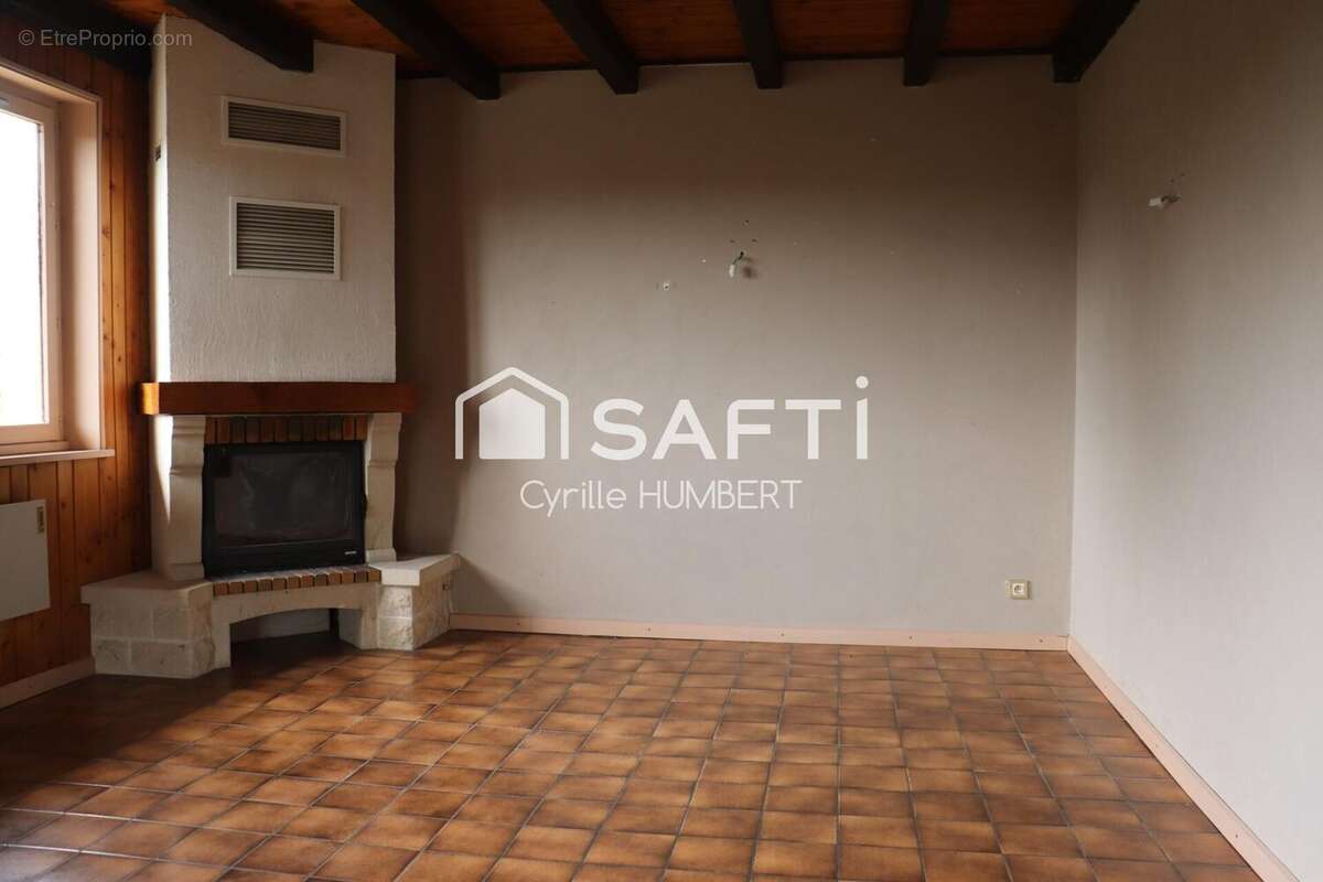 Maison 158 m² à Les Combes  - photo 5