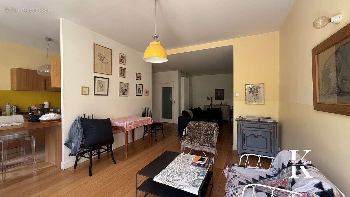 Appartement à MARSEILLE-6E