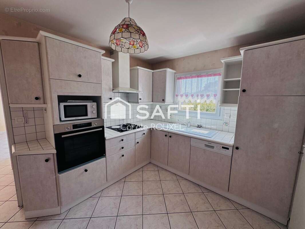 Maison 91 m² à Vannes  - photo 4