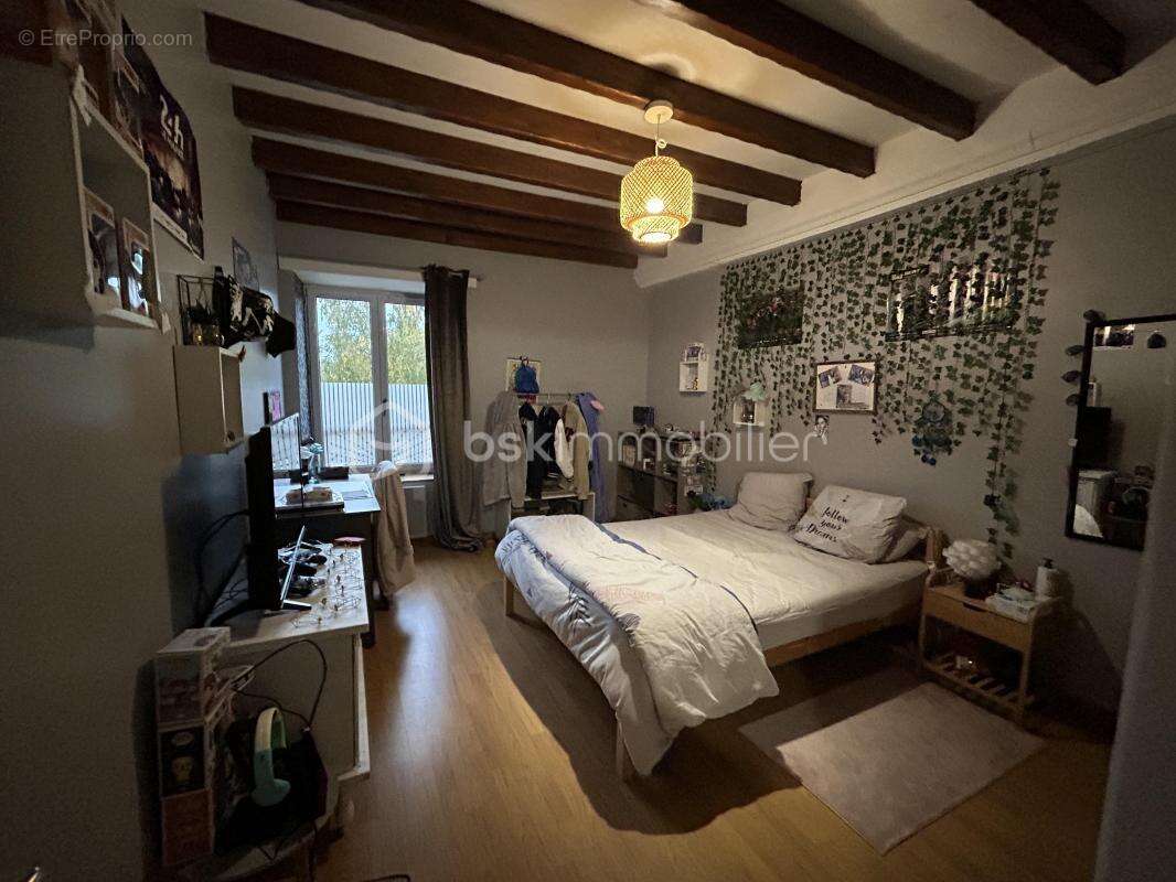 Maison à BRAINS-SUR-GEE