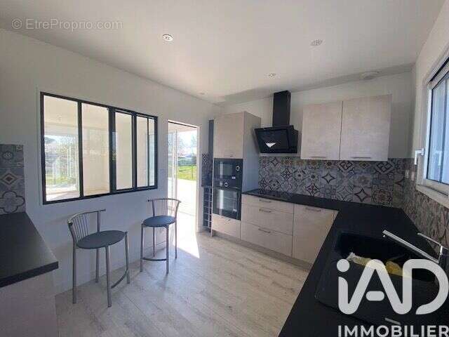 Photo 6 - Maison à CHAMPAGNE-LES-MARAIS