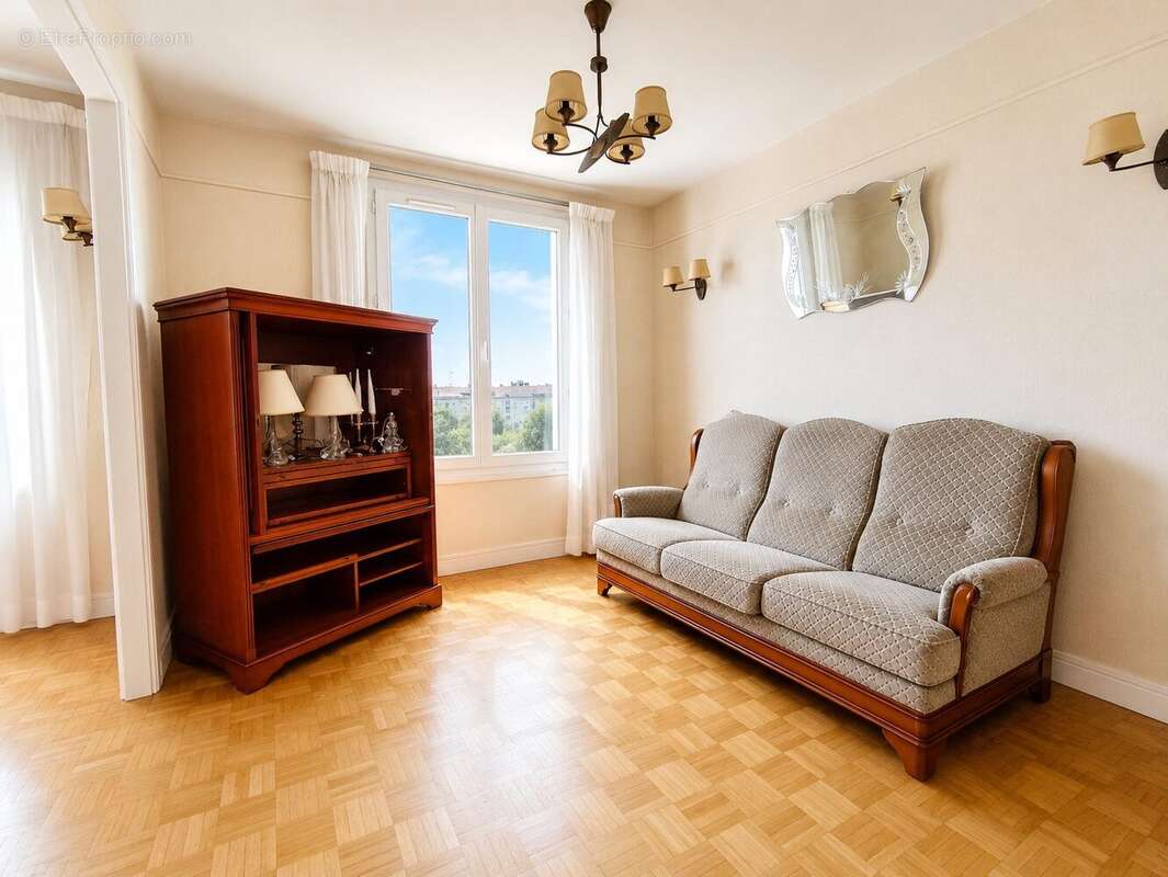 Appartement à MAISONS-ALFORT