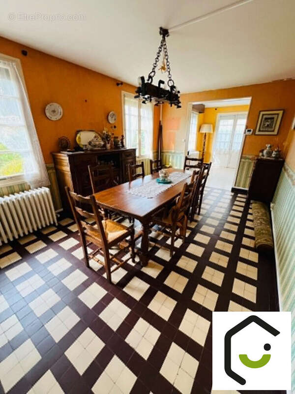 Maison 130 m² à Saint-Just-En-Chaussee  - photo 3