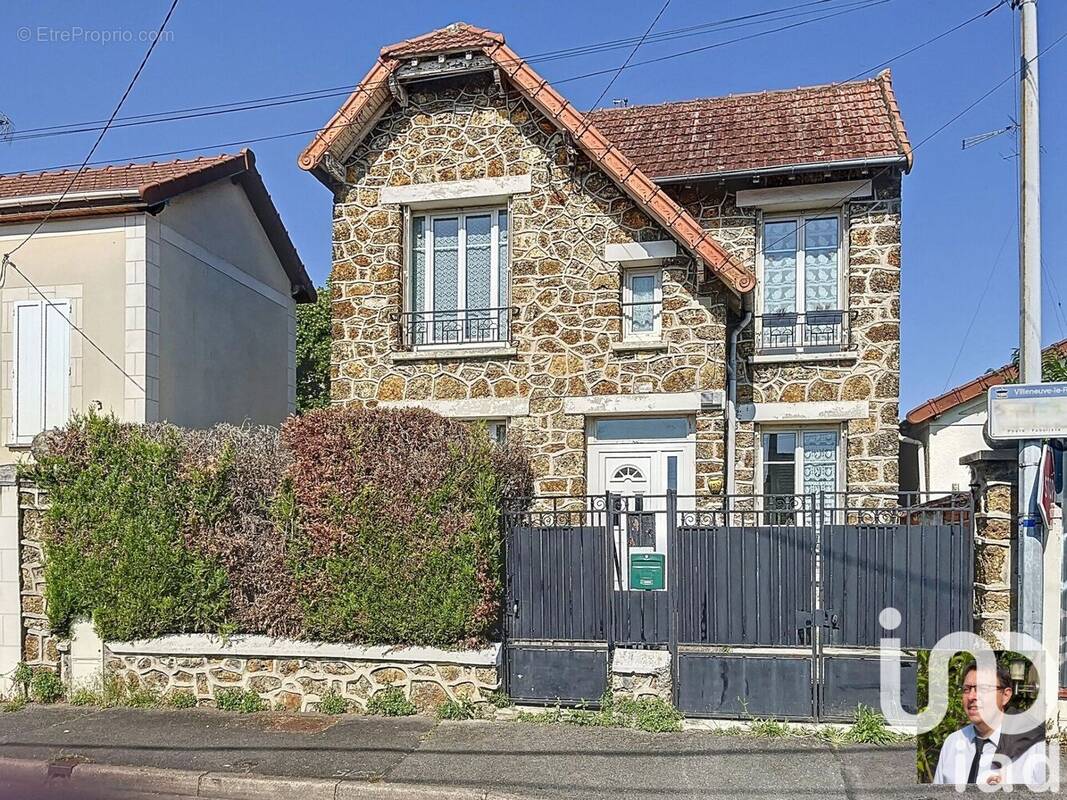 Photo 1 - Maison à VILLENEUVE-LE-ROI
