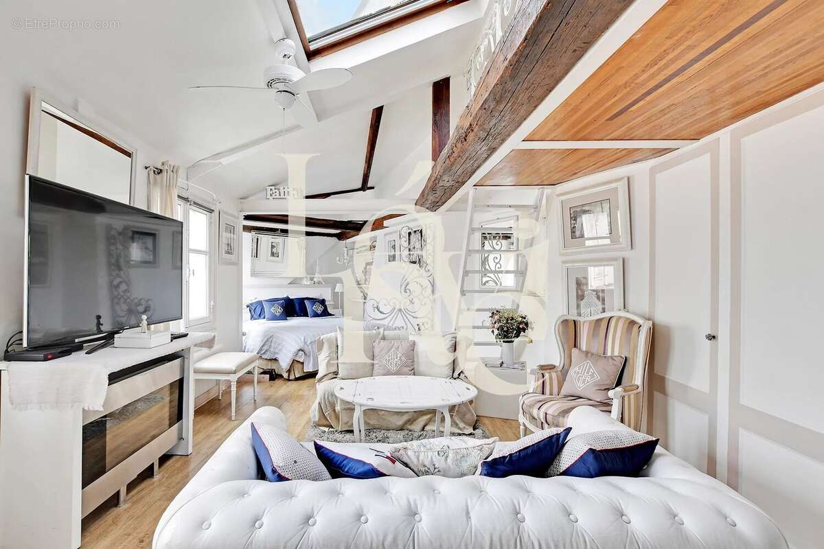 Appartement à PARIS-6E