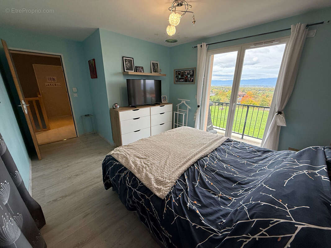 Maison à SAINT-CERGUES