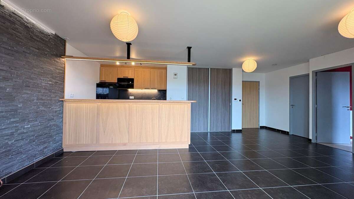 Appartement À Vendre - photo 2