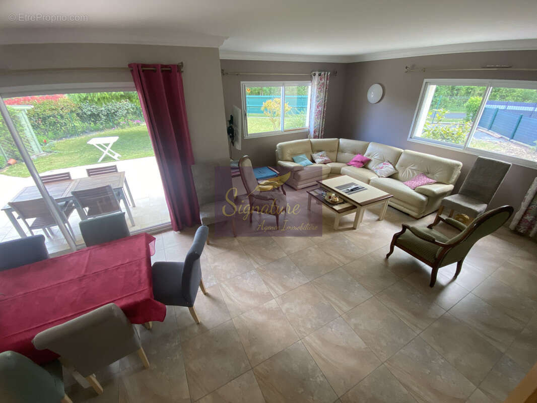 Maison Ruaudin - pièce de vie 70 m2 - 5 chambres - photo 6