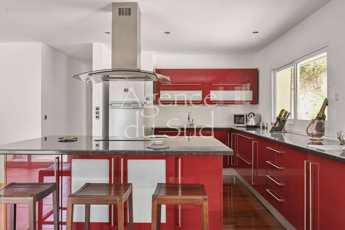 Maison à LA DESTROUSSE