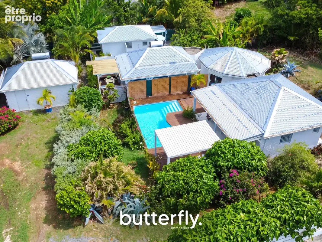 Villa avec piscine + 3 bungalow - Le Moule - photo 2