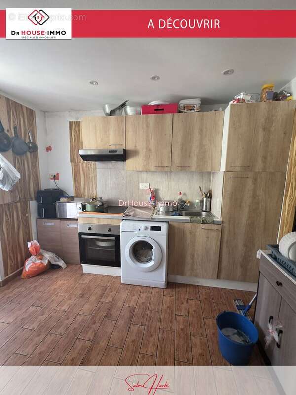 Appartement à MARSEILLE-3E