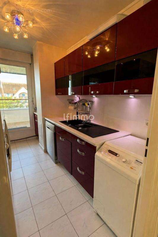 Appartement à LES MUREAUX