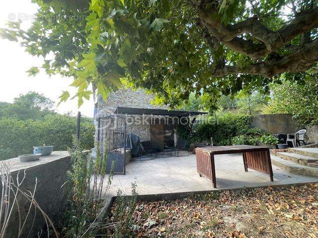 Montlaux-ferme de 145m² environ, 4 chambres, hangar de 80m², plus de 15 hectares de terrain - photo 19