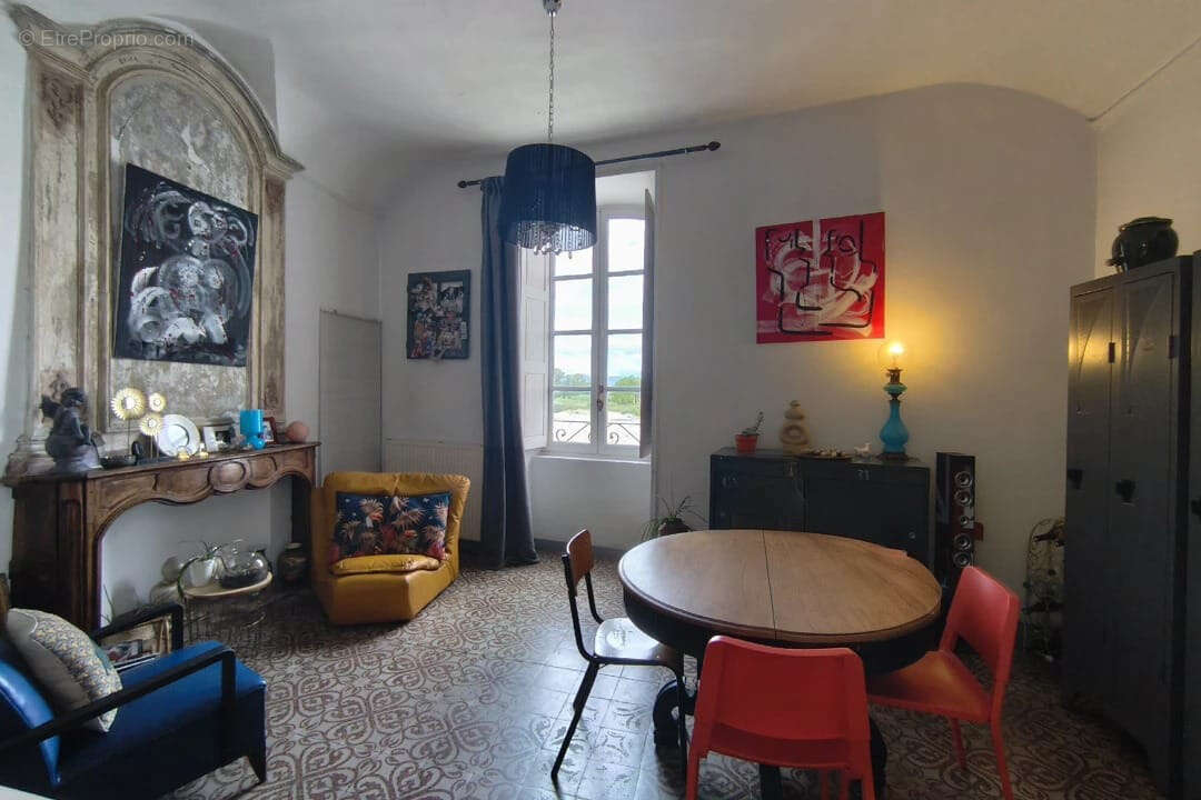 Maison à PONT-SAINT-ESPRIT