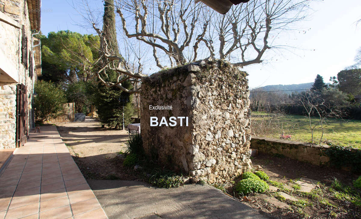 Maison à DRAGUIGNAN