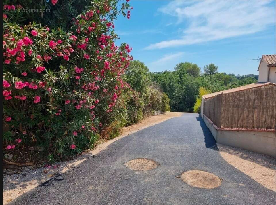 Terrain à PEYMEINADE