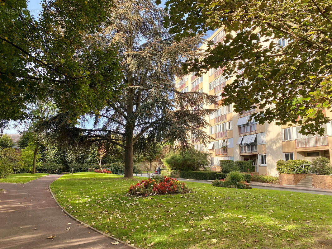 Appartement à THIAIS