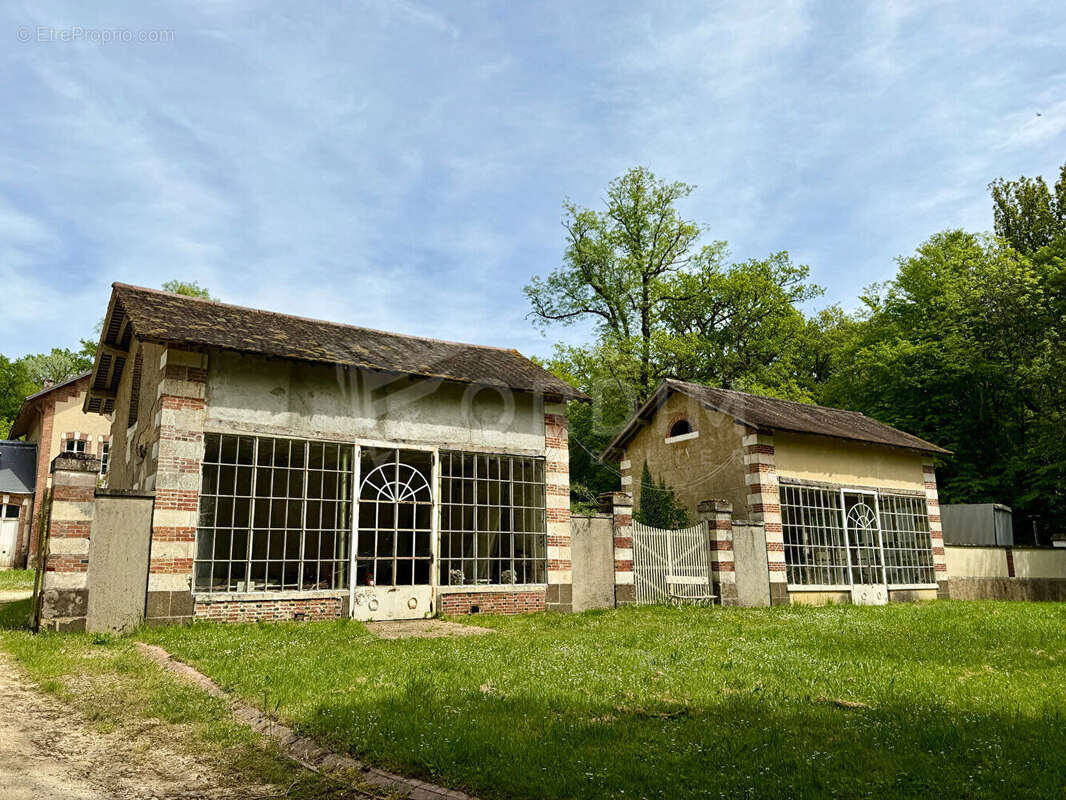 Maison à SAINT-SAUVEUR-EN-PUISAYE