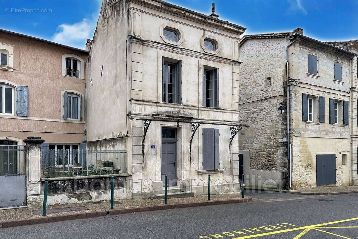 Maison à BARBENTANE