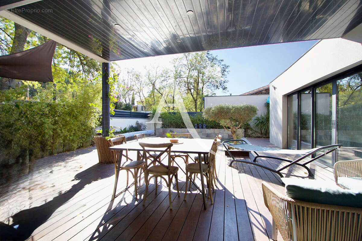 Maison à SAINT-JEAN-DE-VEDAS