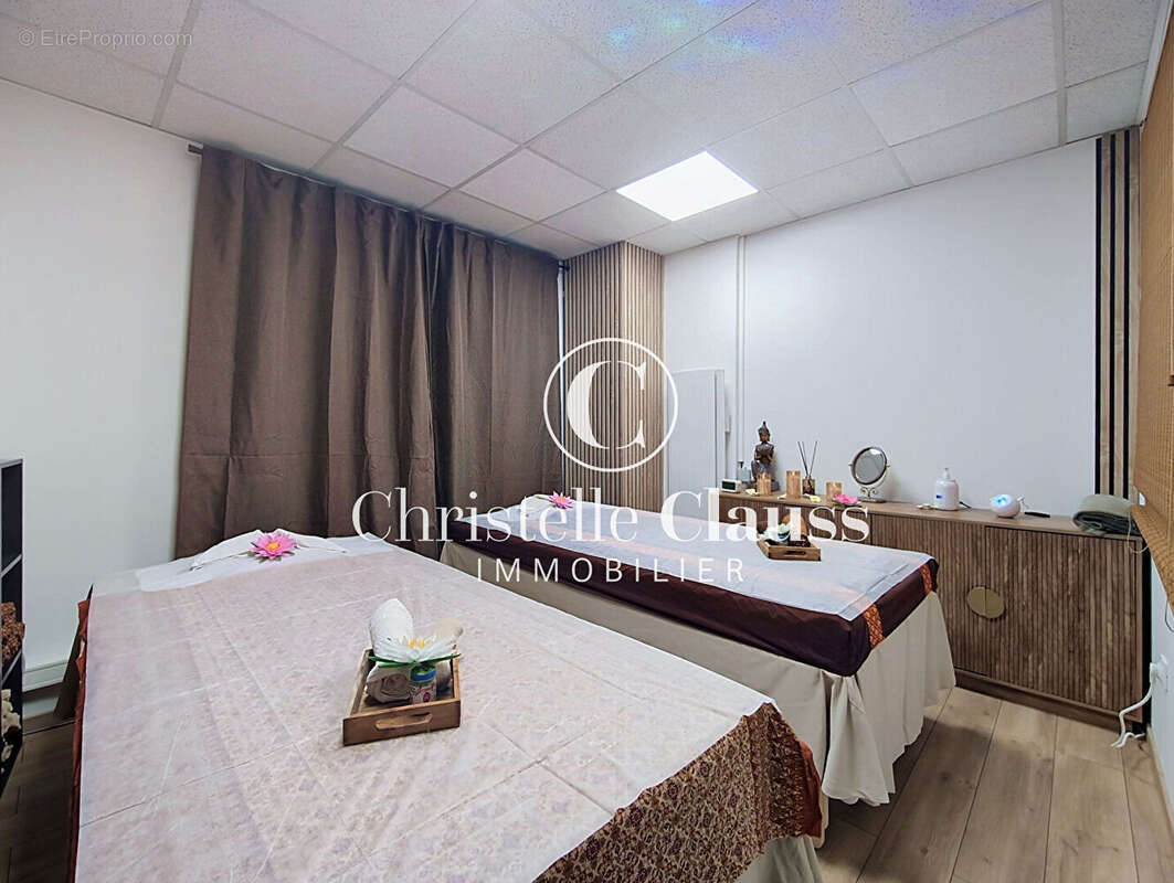 Local commercial  53 m² - photo 3