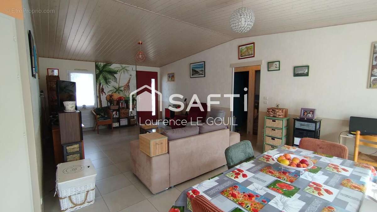 Photo 2 - Maison à SAINT-REVEREND