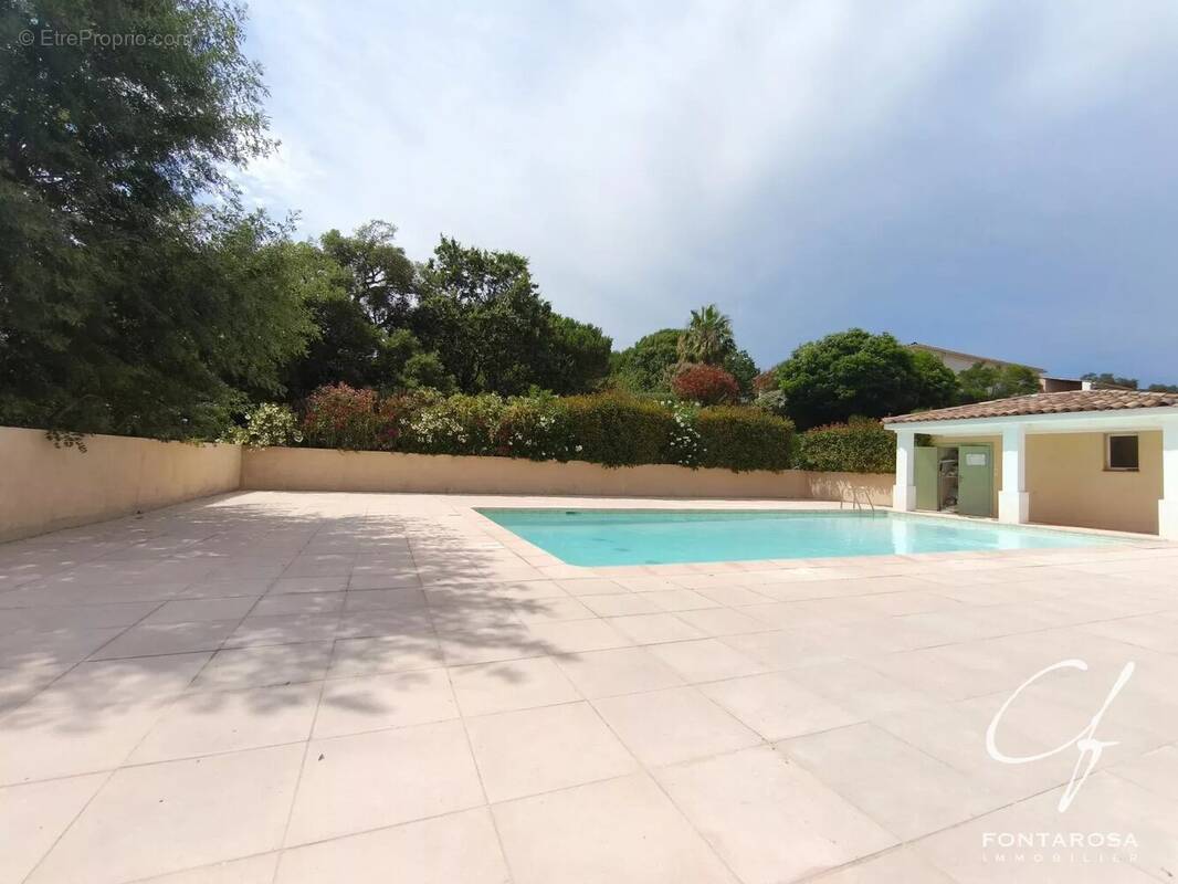 Appartement à FREJUS