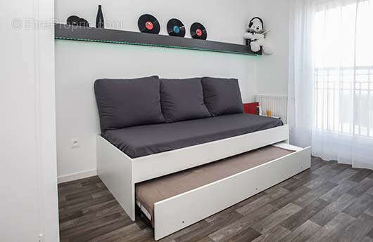 Appartement à LEVALLOIS-PERRET